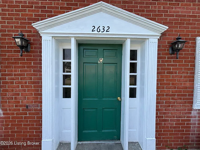 2632 Lindsay Ave #C4 — Photo 2