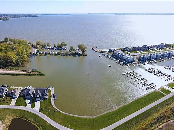 5th image of 2727 S Harbor Bay Dr #1112