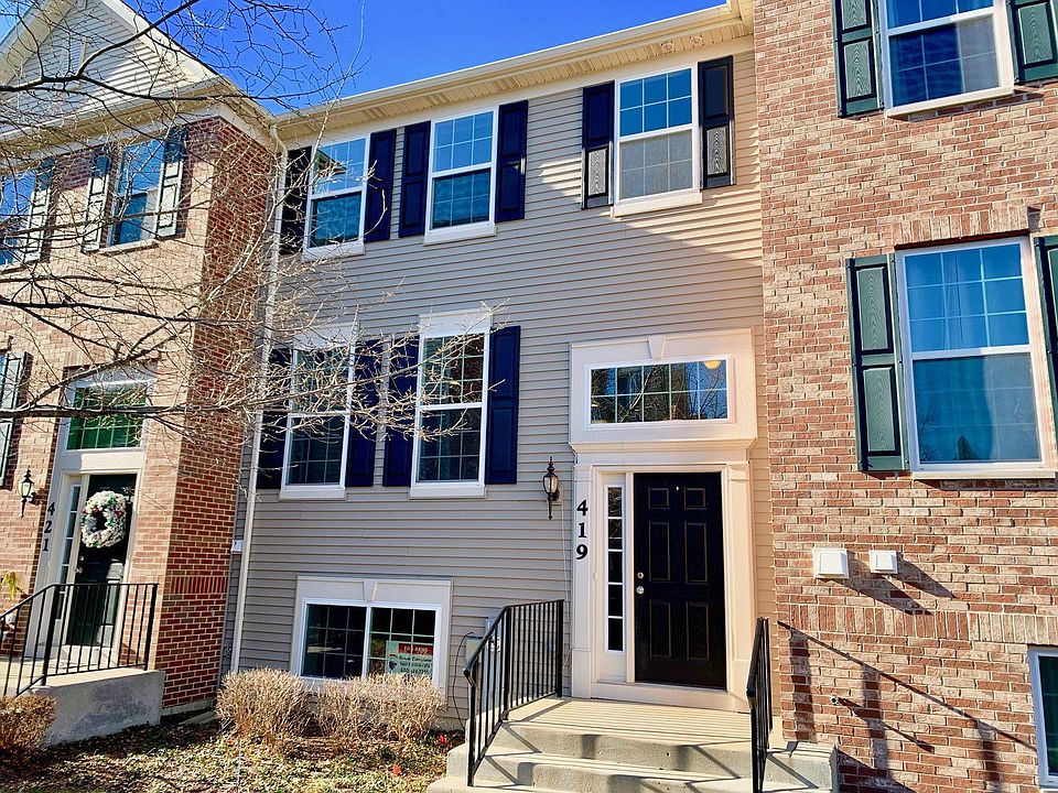 1st image of 419 Town Center Blvd #419