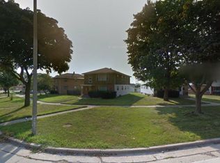 4438 N 80th St, Milwaukee, WI 53218