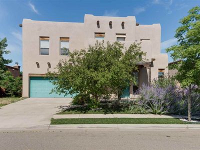 4745 Highlands Loop, Santa Fe, NM, 87507