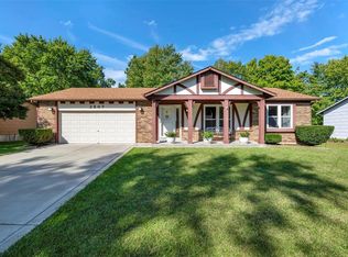 2867 Park Valley Dr, Saint Peters, MO 63376
