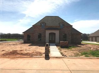 147 Pecan Bayou Dr, Alexandria, LA 71303