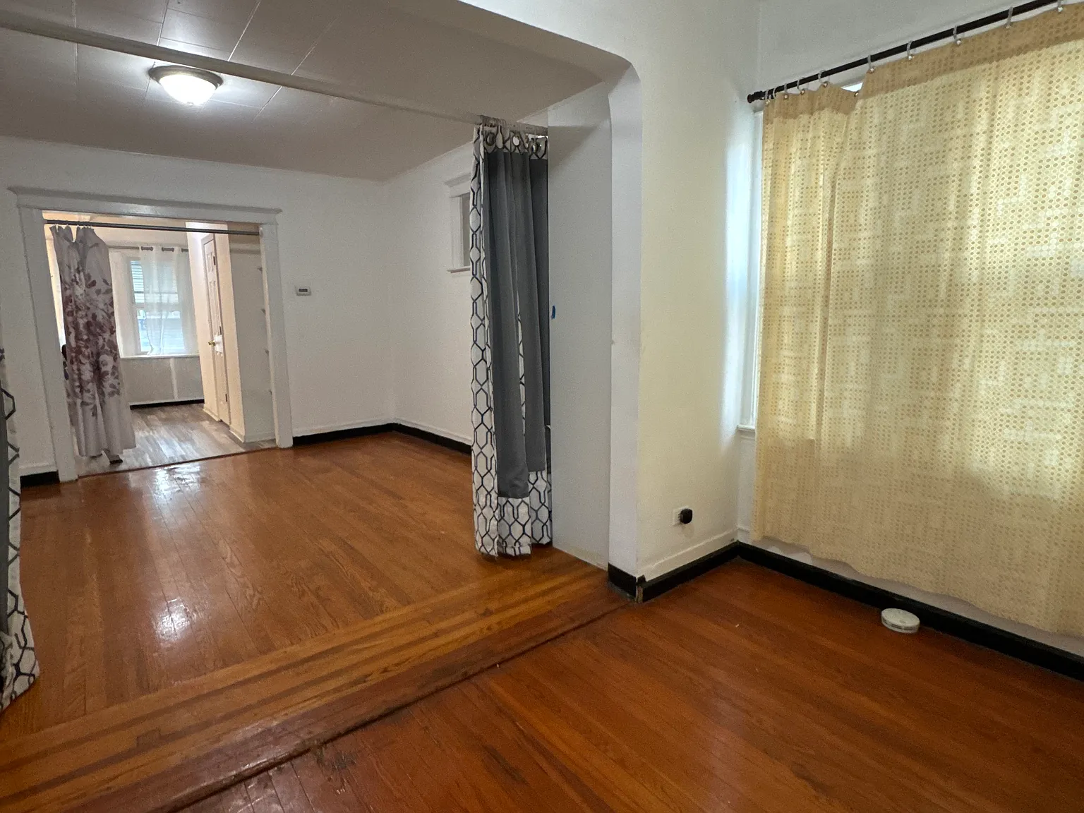 65 Zabriskie St — Photo 3