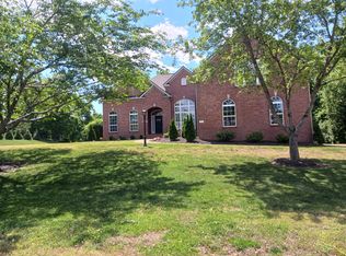 201 Woodcrest Ct, Franklin, TN 37067