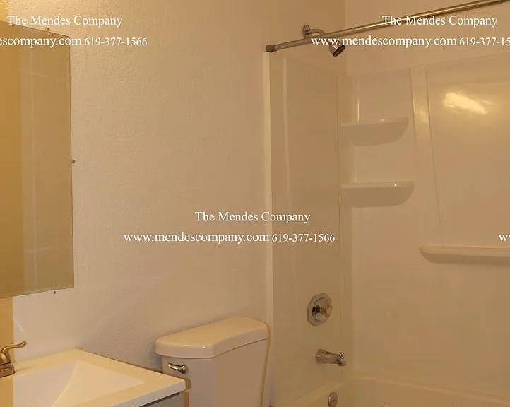 346 Garfield St #D — Photo 12