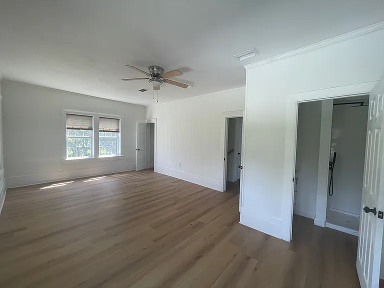 638 W Main St — Photo 12