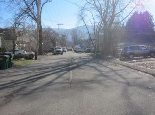 90 Maple St, Beacon, NY 12508