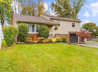 2922 Eldora Dr, Youngstown, OH 44511