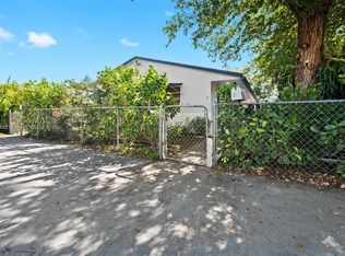 5120 SW 26th Ave, Fort Lauderdale, FL 33312