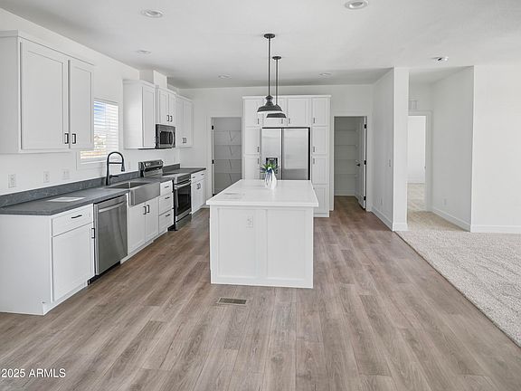 5th image of 1202 N 383RD Drive