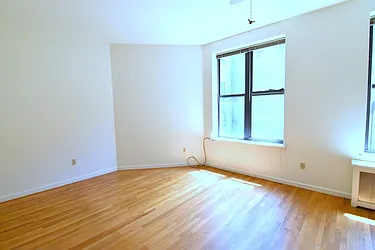 Rented by Manhattan Spaces