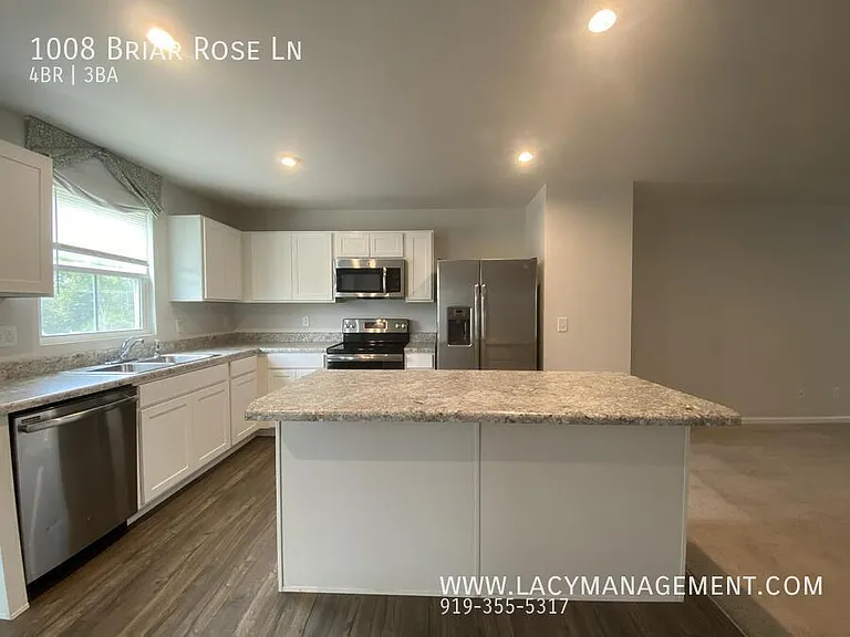1008 Briar Rose Ln — Photo 5