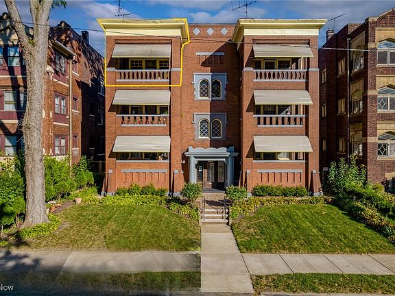 2nd image of 1383 East Blvd