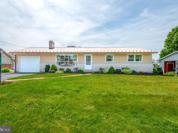 210 W Grant Ave, Myerstown, PA 17067