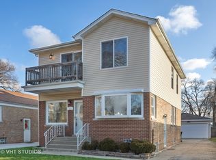 351 Linden Ave, Bellwood, IL 60104