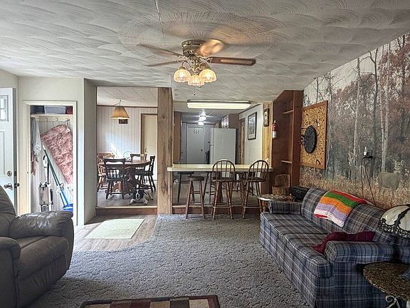 5th image of 608 Forest Rd