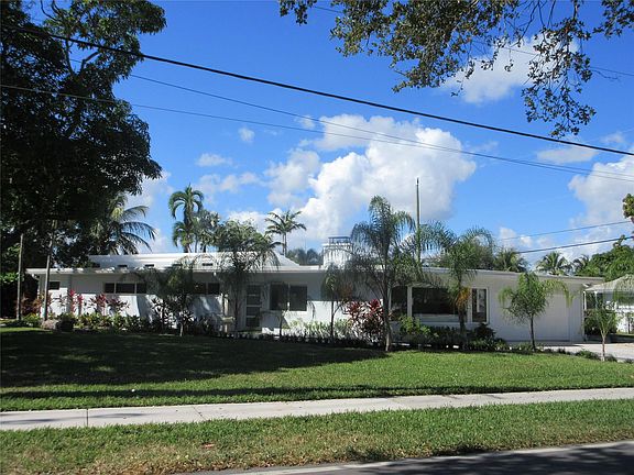 3rd image of 3021 NE 23rd Avenue