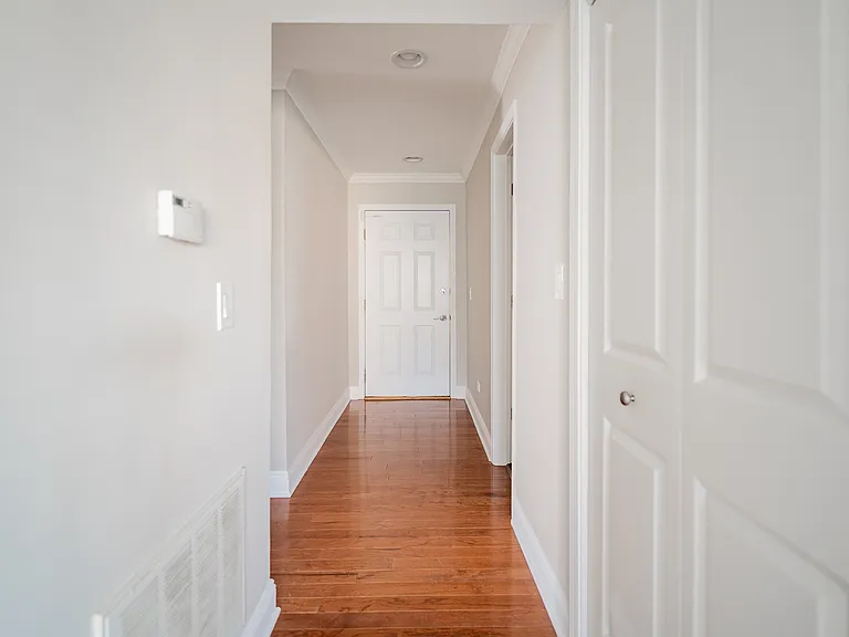 Foyer - #101