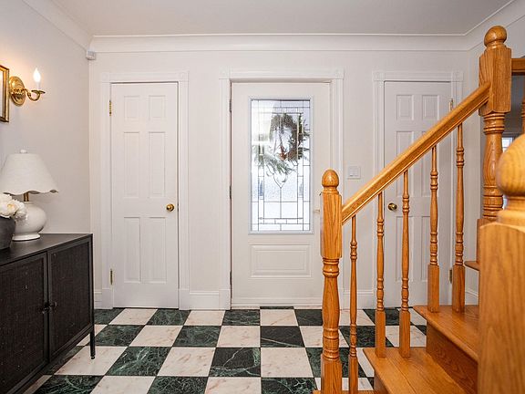 2nd image of 21 Spruce Ln
