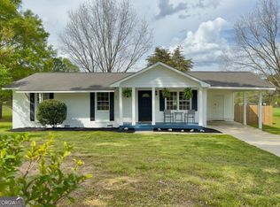 262 E Main St, Rutledge, GA 30663