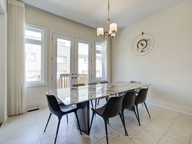 35 Red Giant St #MAIN 2ND FLOOR — Photo 22