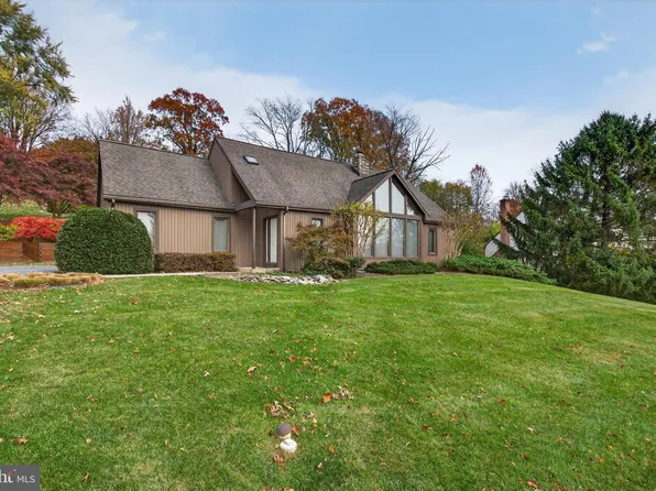 1049 Signal Hill Ln, Lancaster, PA 17601