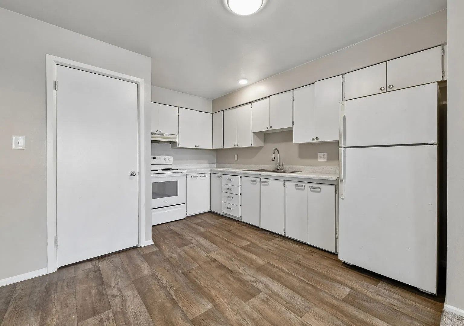 2700 N. Federal Blvd — Photo 3