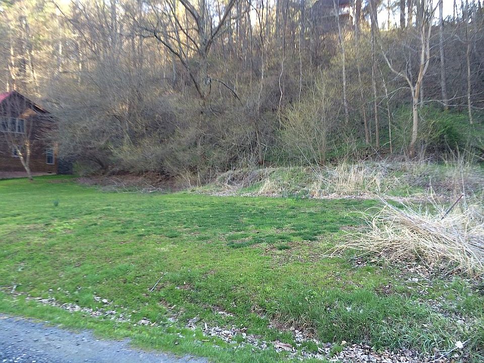 2nd image of 683 Bent River Dr