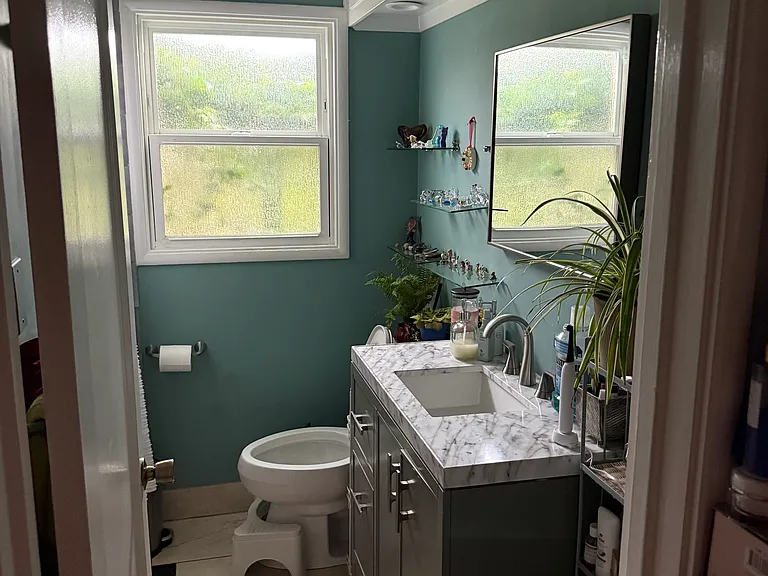 26386 Underwood Ave — Photo 3