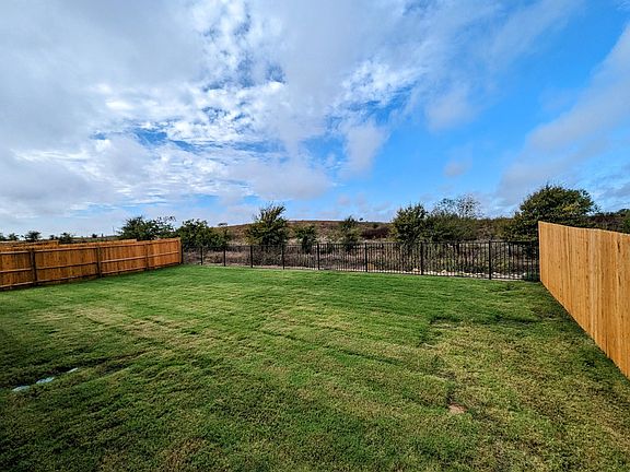 2nd image of 14821 Lone Rock Ln
