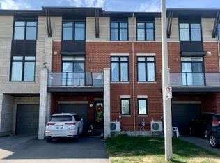 536 Labrador Cres, Ottawa, ON K1T 0R4