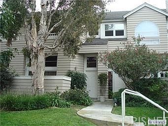 1st image of 890 Barber Ln