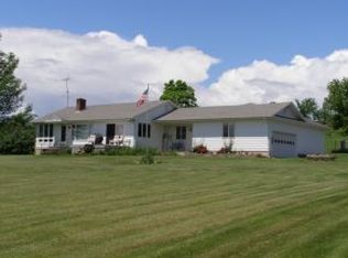 904 Hopkins Rd, Panton, VT 05491