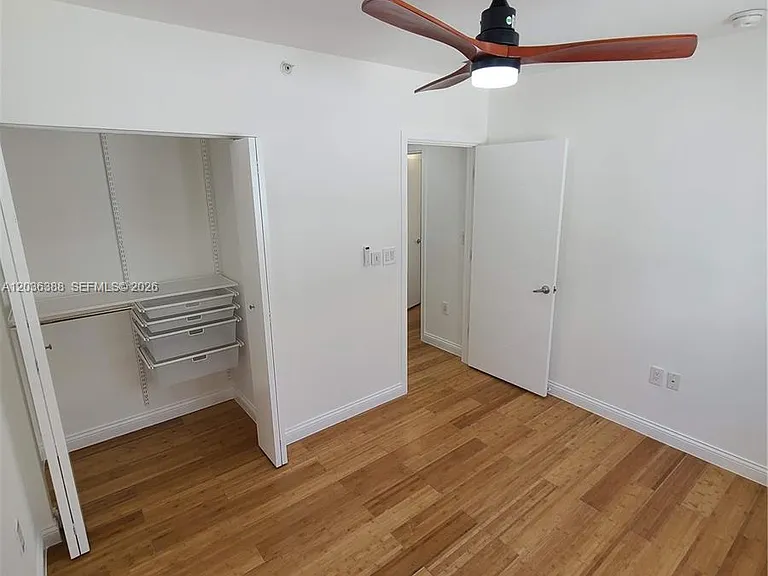 825 Michigan Ave #3 — Photo 36