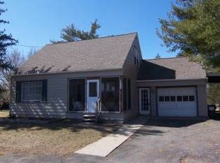 925 Hudson Ave, Stillwater, NY 12170
