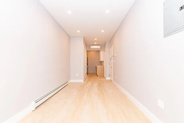 Rented by MySpaceNYC | media 20