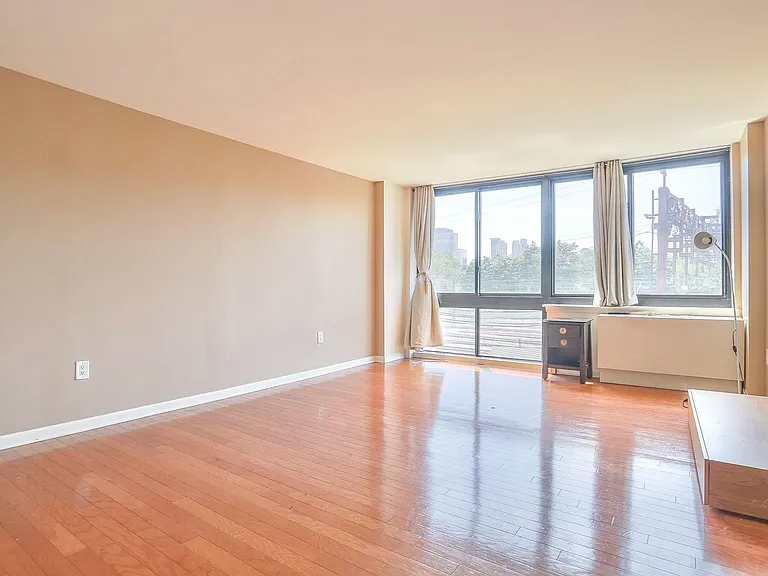 700 Grove St #4F — Photo 15