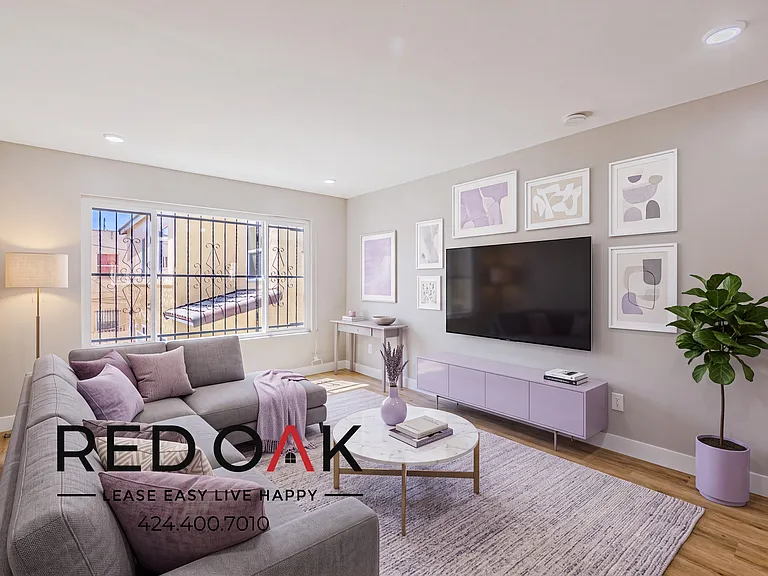 921 W 82nd St #26 — Photo 1