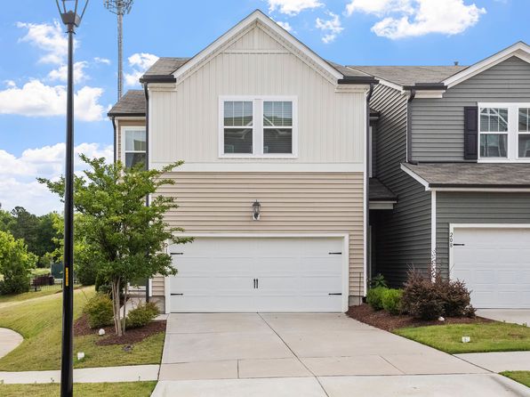 210 Adobe Pl, Cary, NC 27519