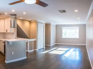 160 W 3rd St, Boston, MA 02127