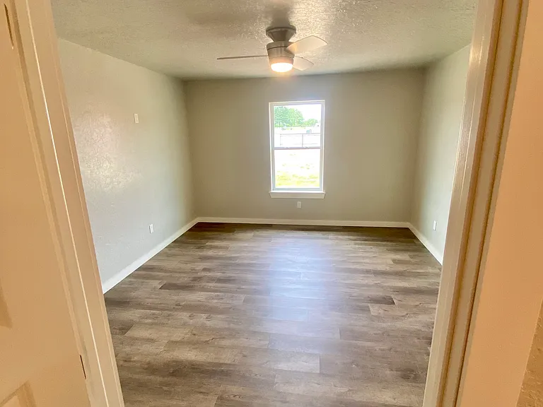 148 Precision Ln — Photo 5