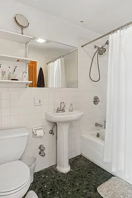 Rented by Corcoran | media 15