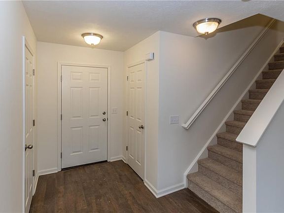 3rd image of 4077 Congaree Dr