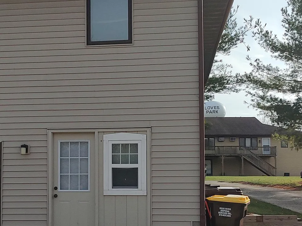Private exterior entrance
