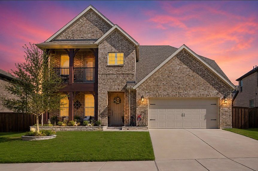 1st image of 1744 Everglades Dr