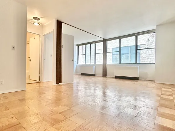 301 East 45th Street image 1 of 11