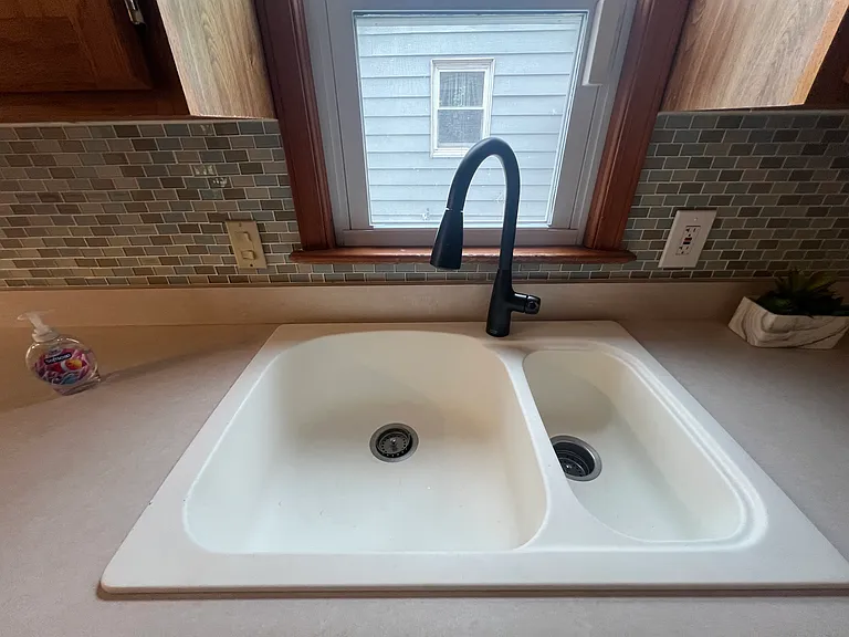 6103 Allanwood Dr — Photo 8