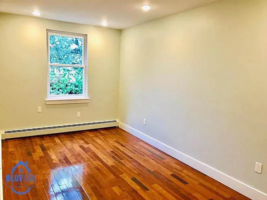 Rented by Blue Egg Realty Corp | media 24