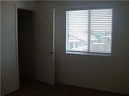 5th image of 1107 E Desert Holly Dr